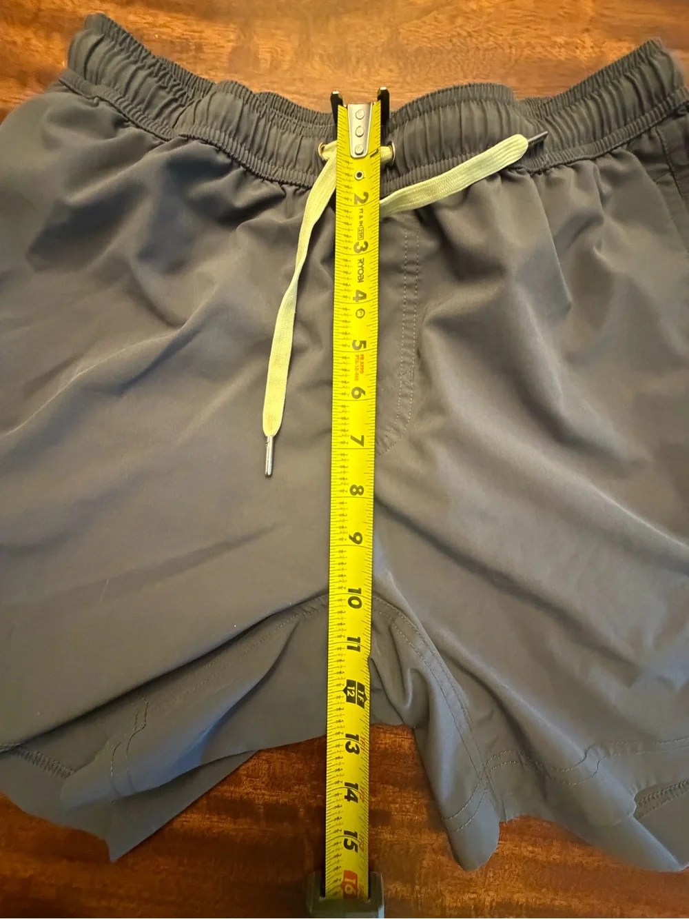 Bamboo Ave Men’s Shorts – Approx. Large – Gray/Lime – 5” Inseam